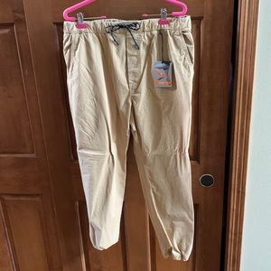 Men’s American Eagle Extreme Flex joggers, NWT, khaki size large